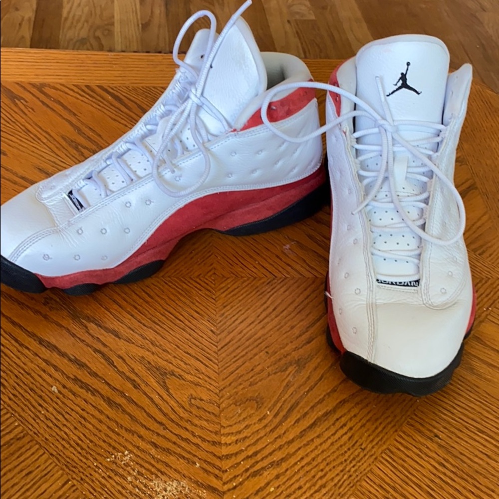 Retro Air Jordan 13 Chicago’s white red and black